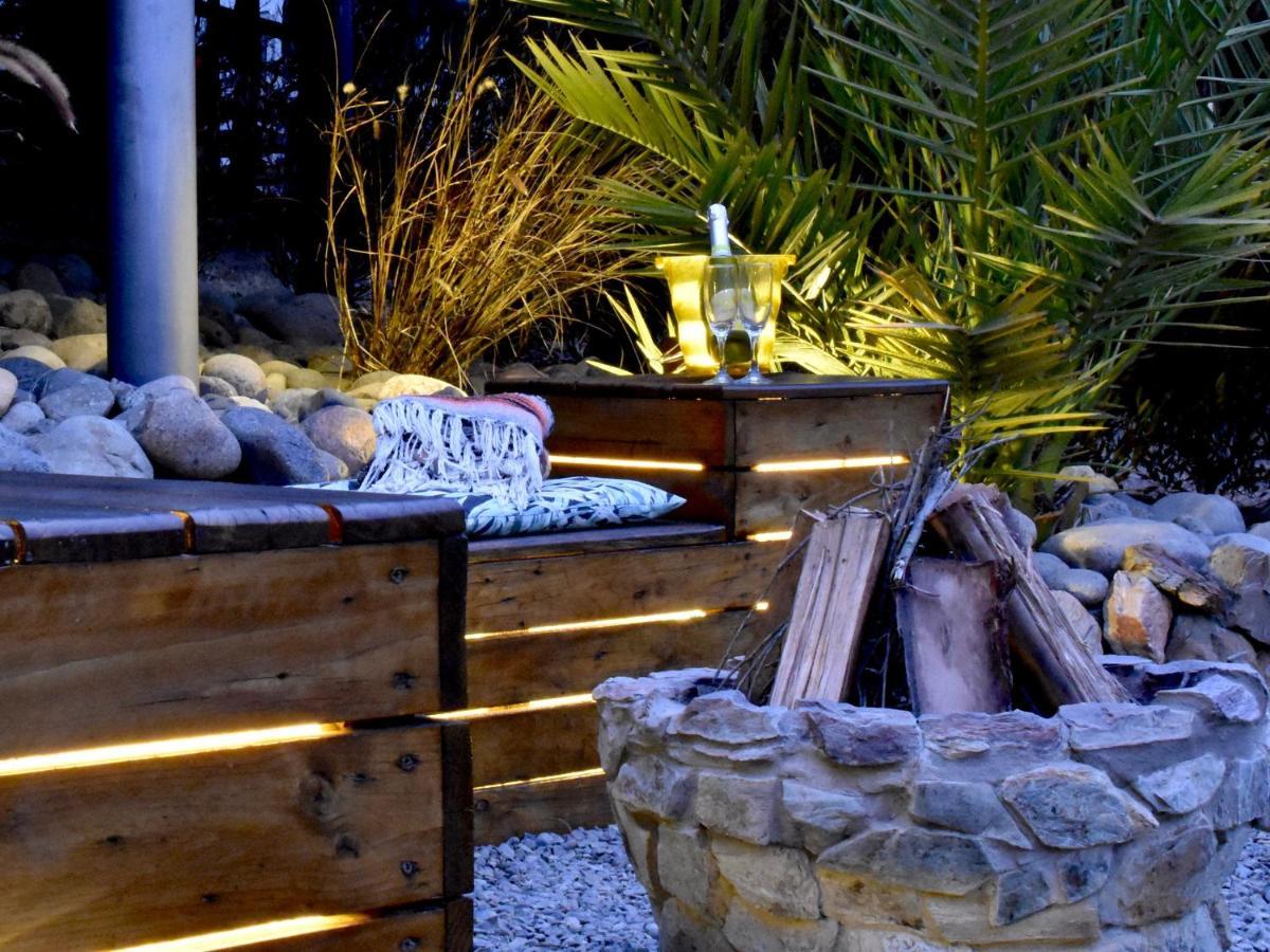 ---- Escapada De Lujo Para Dos ---- Casa Boutique Privada - Vistas Al Oceano - Parrilla Y Fogon En Quincho Privado - Insumos Desayuno - Tu Estadia Incluye Gratis 1 Sesion De Hidromasaje & Cromoterapia Bajo Las Estrellas En Jacuzzi Privado (Adults Onl Pichilemu Luaran gambar