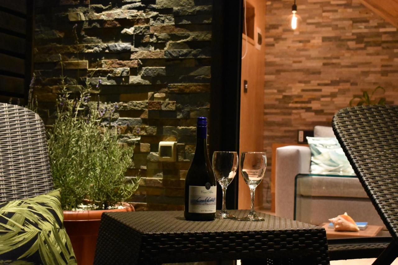 ---- Escapada De Lujo Para Dos ---- Casa Boutique Privada - Vistas Al Oceano - Parrilla Y Fogon En Quincho Privado - Insumos Desayuno - Tu Estadia Incluye Gratis 1 Sesion De Hidromasaje & Cromoterapia Bajo Las Estrellas En Jacuzzi Privado (Adults Onl Pichilemu Luaran gambar