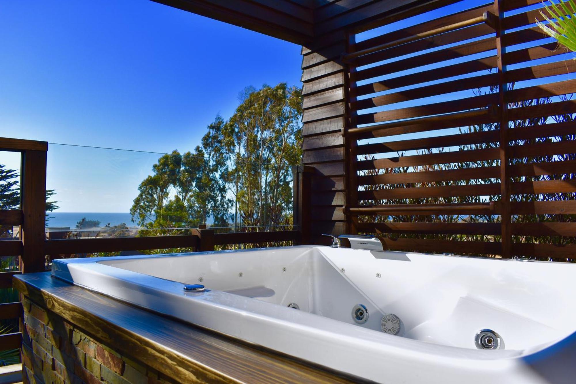 ---- Escapada De Lujo Para Dos ---- Casa Boutique Privada - Vistas Al Oceano - Parrilla Y Fogon En Quincho Privado - Insumos Desayuno - Tu Estadia Incluye Gratis 1 Sesion De Hidromasaje & Cromoterapia Bajo Las Estrellas En Jacuzzi Privado (Adults Onl Pichilemu Bilik gambar